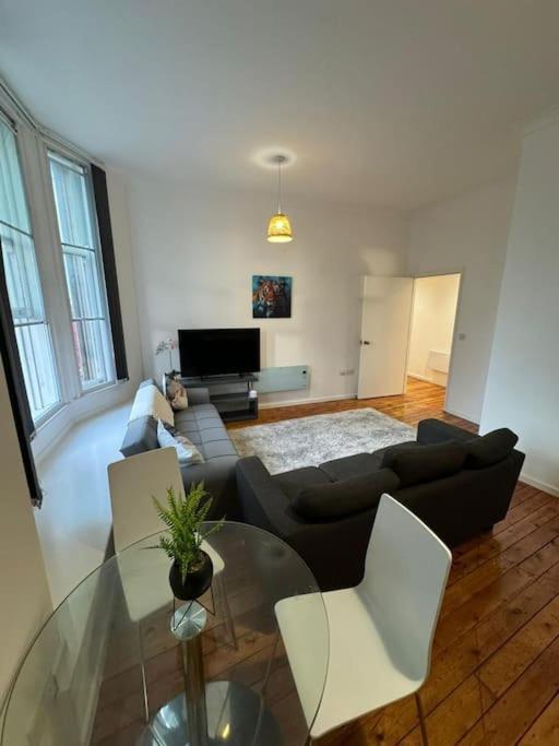דירות Sleep 6 -Sheffield-George Street Gs202 מראה חיצוני תמונה